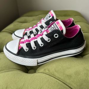 Converse Chuck Taylor All Star Low Top Black Pink Kids 11